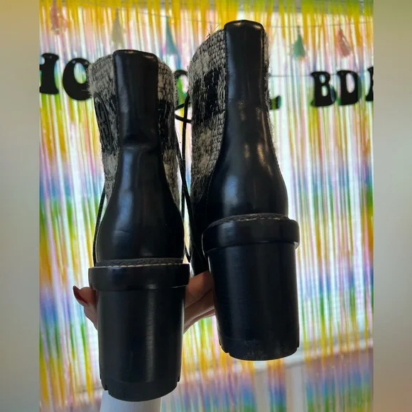 Tory Burch Black and Cream Tweed Lace-Up Block Heel Ankle Boots - Picture 5 of 8